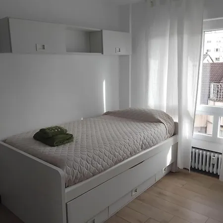 La Arena, Playa San Lorenzo, Centro Vut 5896-as * Хихон