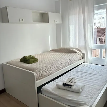 Апартаменты La Arena, Playa San Lorenzo, Centro Vut 5896-as Хихон
